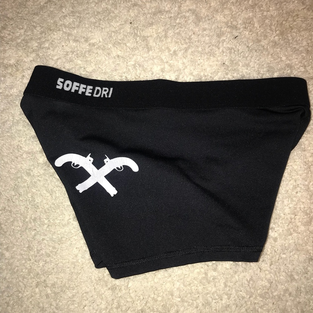 Spandex - Picture 3 of 4
